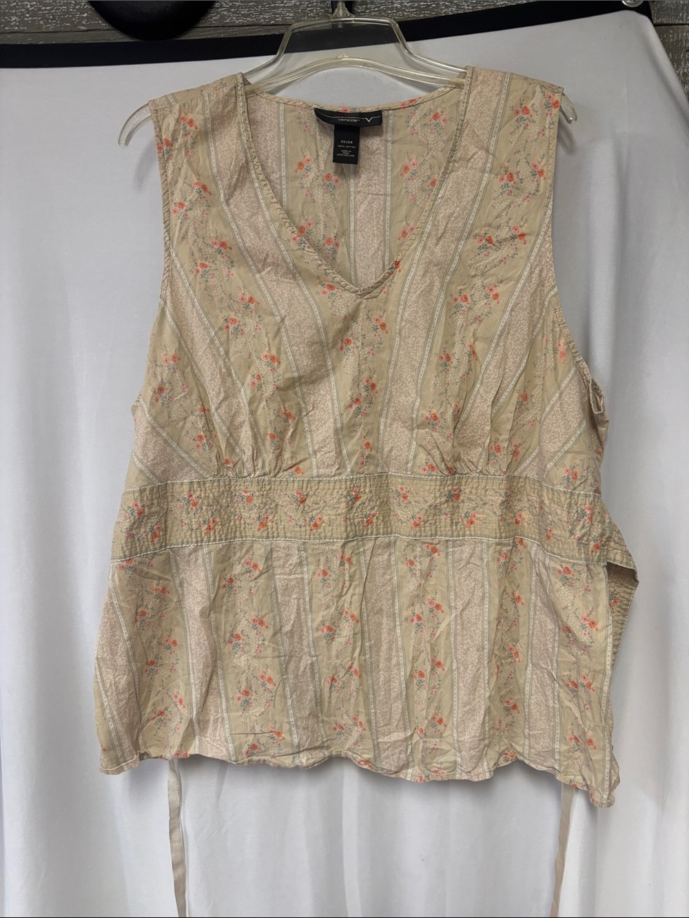Venezia Cream Floral Sleeveless V-Neck Blouse